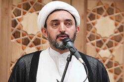 راه برون رفت از مشکلات ایستاگی در برابر ظلم است 
