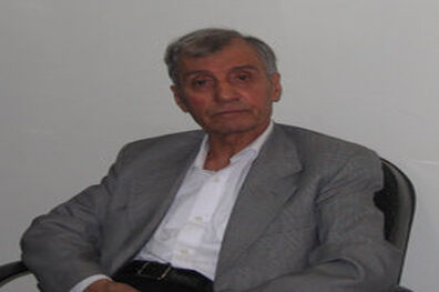 یک استاد ادبیات فارسی درگذشت