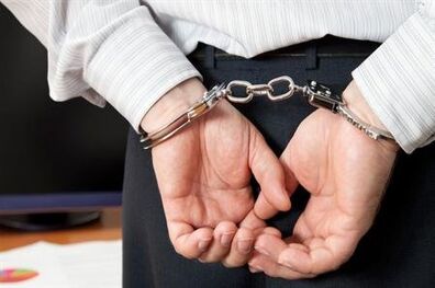 دستگیری یک تبعه عربستانی در فرودگاه مشهد به اتهام قاچاق ارز