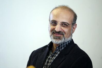 برپایی سفره افطار ساده در بوستان آب و آتش