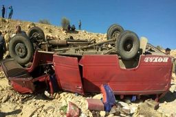 ۱۱ مصدوم و ۶ فوتی در حادثه واژگونی مینی‌بوس در ورزقان