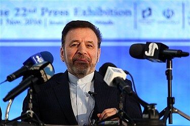 مشترکان موبایل اپراتور متخلف را ترک کنند/ رفع فیلتر فیس‌بوک و توئیتر بستگی به نظر کمیته فیلترینگ دارد