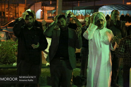 شب بیست و یکم ماه مبارک رمضان در جوار شهدای مدافع حرم اهواز