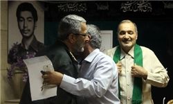 سردار غیب پرور با خانواده شهیدان طهرانی مقدم دیدار کرد