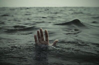 سه کودک در میانه غرق شدند