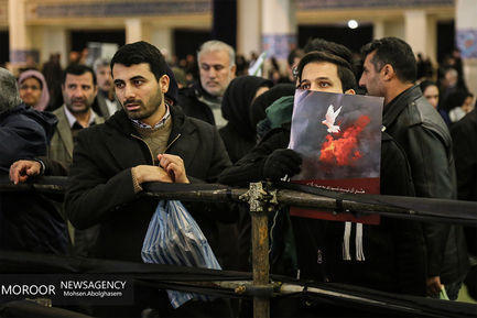 اقامه نماز و تشییع پیکر شهیدان آتش نشان در مصلی تهران(2)