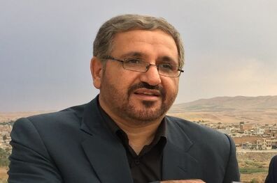 امروز قرار شد تا مدارس مناطق زلزله زده به صورت سه شیفته پذیرای دانش آموزان باشند