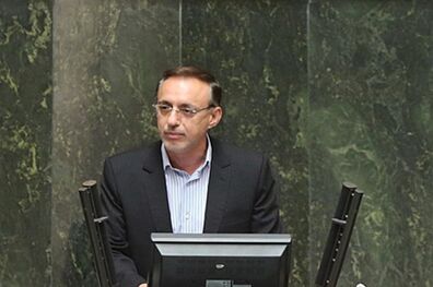 مجلس بر حسن اجرای رتبه بندی معلمان نظارت کند