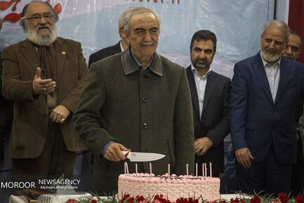 تجلیل از هنرمندان پیشکسوت متولدین دی ماه