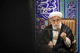مسئولان برای حل مشکلات اقتصادی به راه‌حل‌های کوتاه‌مدت بسنده نکنند