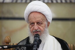 سزاوار نیست برای 4 روز حکومت، دروغ و تهمت بزنید