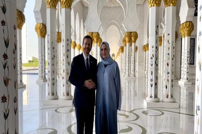 رئیس‌ رژیم صهیونیستی از مسجد «شیخ زاید» امارات بازدید کرد