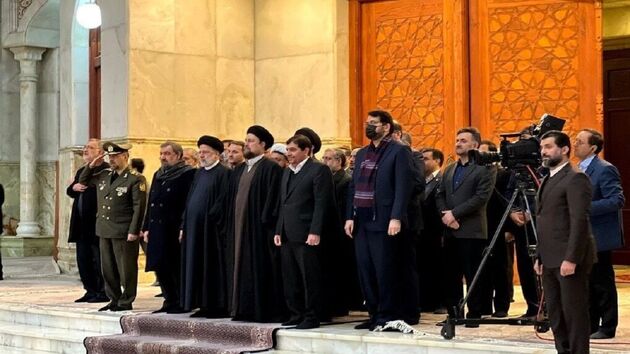 امروز بیش از هر زمان نیازمندیم که این انقلاب و شخصیت امام را خوب بشناسیم