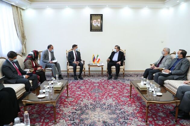 ایران و ونزوئلا ثابت کردندکه خواست ملت‌ها بالاتر از اراده ابرقدرت‌هاست