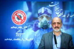 دورکاری کارکنان باید ادامه یابد
