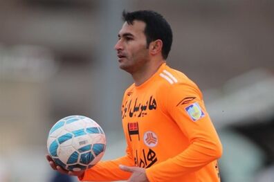 عزت الله پورقاز با سپاهان به مدت یک فصل تمدید کرد