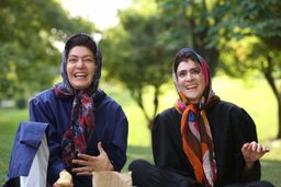 نهنگ عنبر۲ به مرز فروش ۵ میلیاردی رسید