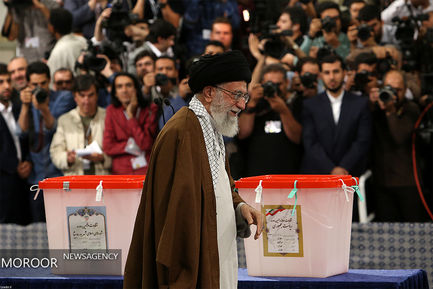 شرکت مقام معظم رهبری در انتخابات