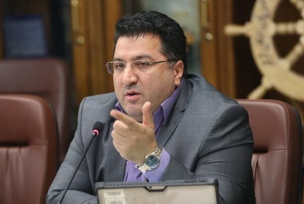 عرضه مرغ گرم از امروز توسط شرکت پشتیبانی امور دام آغاز شد
