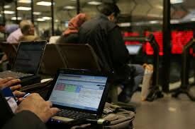 معاملات بورس سه دقیقه متوقف شد 