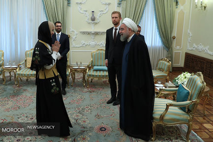 تقدیم استوارنامه سفرای جدید به رییس جمهور