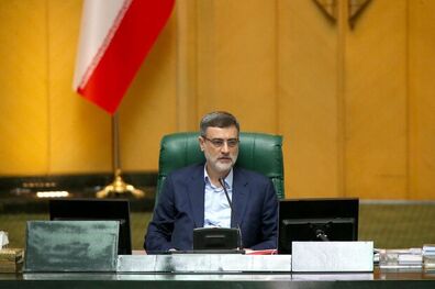 منشاء گرانی ها سیاست های اشتباه پولی است 