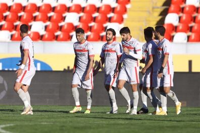 نتیجه بازی پدیده مشهد و پرسپولیس/ پدیده مشهد 1 پرسپولیس 1