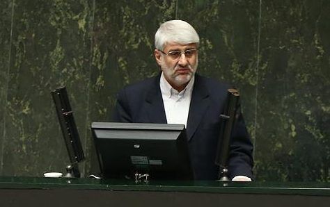 بررسی وضعیت تولید و صادرات نفت خام و تهدیدهای خارجی و داخلی در جلسه غیر علنی