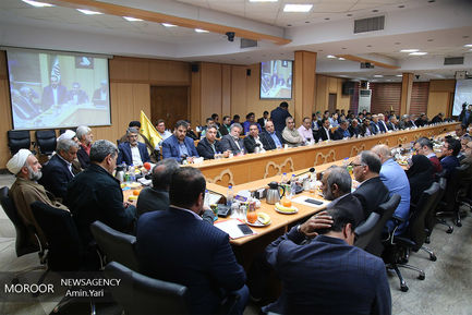 نشست شهردار تهران با جانبازان دفاع مقدس و مدافع حرم