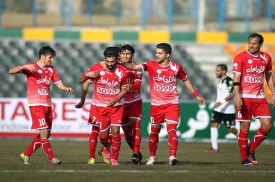 محسن مسلمان بازی پرسپولیس با گسترش را از دست داد