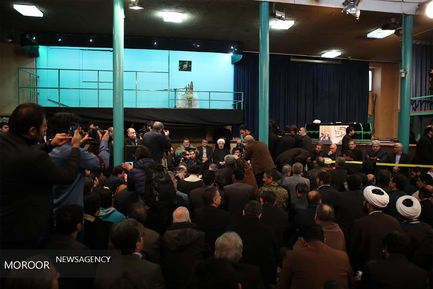 مراسم وداع با پیکر آیت الله هاشمی رفسنجانی در حسینیه جماران با حضور رییس جمهور