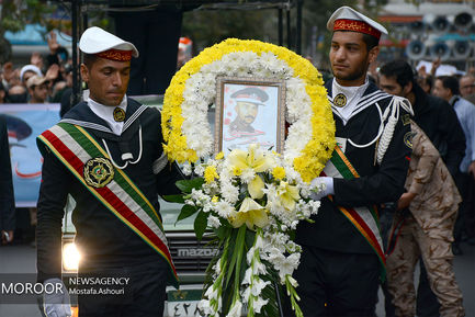 تشییع پیکر شهید تازه تفحص شده دفاع مقدس در رشت