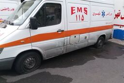 آمبولانس های اورژانس در میادین پایتخت به دلیل آلودگی هوا مستقر شدند
