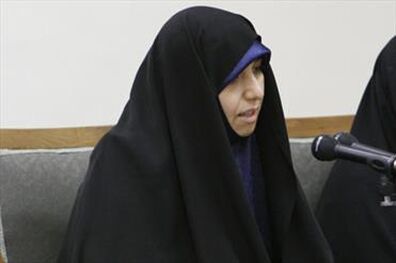 نشست تخصصی نویسندگان حوزه‌ ادبیات پایداری برگزار شد