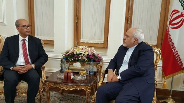 بعد از 8 سال سفیر جدید مراکش در تهران، استوار نامه خود را تقدیم ظریف کرد