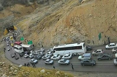 تمامی راه‌های اصلی و فرعی منتهی به استان کرمانشاه باز است و تردد وسایل نقلیه جریان دارد