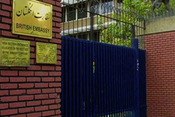 با ادامه جاری شدن سیل، ما به فکر ایران هستیم