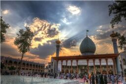 زیباترین ستاره که روشنگر شب است