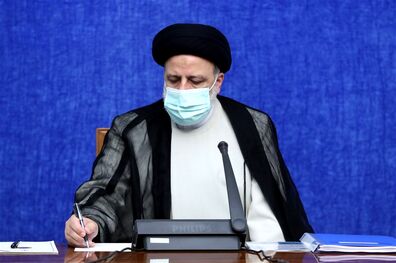 تعطیلات ۵ روزه نباید وقفه‌ای درخدمت رسانی و انجام وظایف دستگاه‌ها ایجاد کند