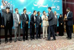 عدنان موسوی پور به عنوان صادر کننده نمونه خوزستان انتخاب شد