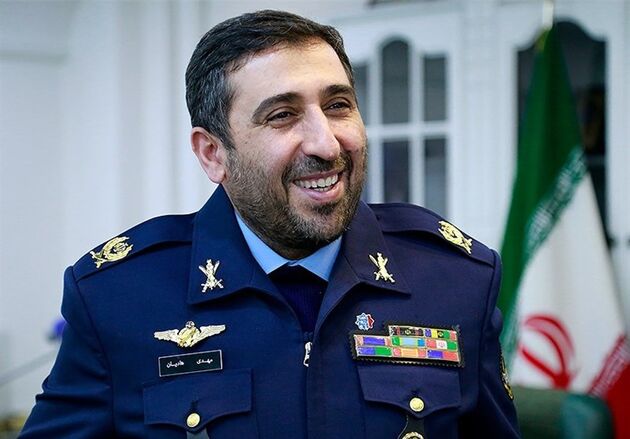 مقاومت تنها راه علاج مشکلات کشور است