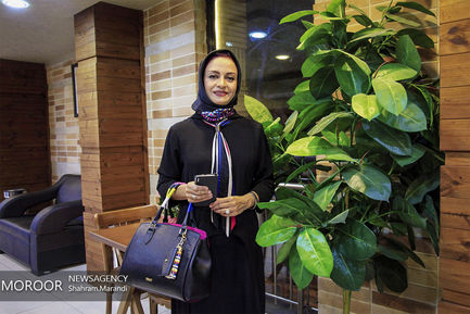 اکران فیلم زیر سقف دودی با حضور عوامل فیلم