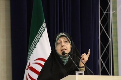 تصویب کاهش سن بازنشستگی زنان به 25 سال و عضویت معاون زنان رییس جمهور در شورای عالی اداری کشور