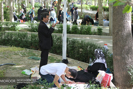  روز طبیعت در بوستان لاله