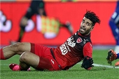طارمی با پرسپولیس تمرین نکرد/ملی‌پوش سرخپوشان زیر نظر برانکو