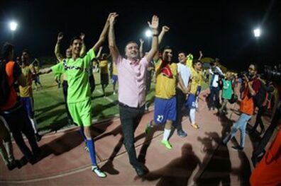 فاتحان نبرد با استقلال؛ سه شنبه در تهران