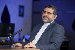 برخی هنرمندان را تهدید می کنند و با فحاشی جلوی کارشان را می گیرند