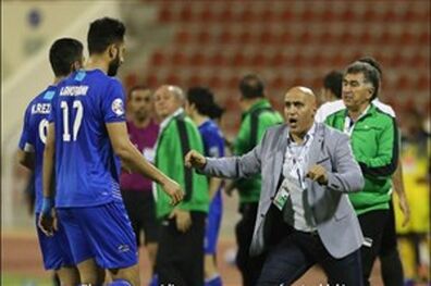 منصوریان قراردادها را دست بگیرد!
