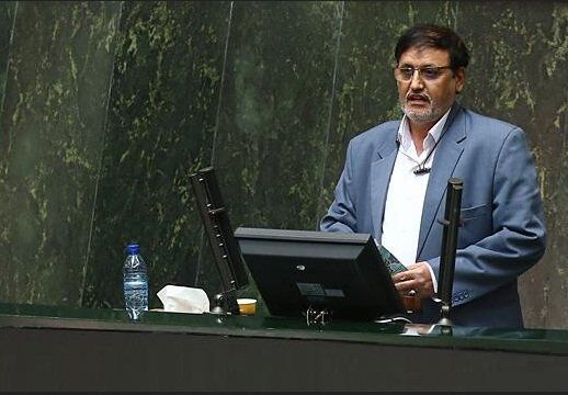 دستگاه تصفیه هوا می تواند راهکار جلوگیری از تعطیلی دانش‌آموزان در هنگام آلودگی باشد
