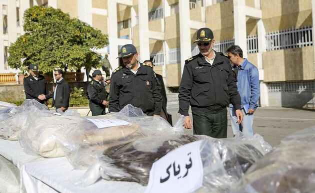 کشف 329 کیلوگرم تریاک در مرز سراوان/ناکام ماندن قاچاقچیان 